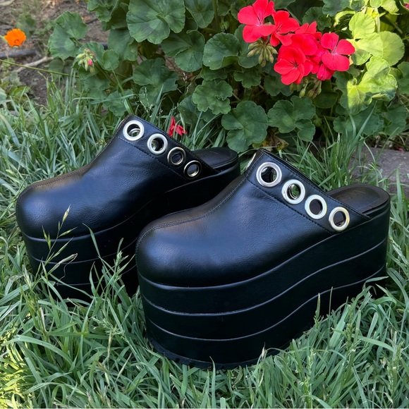 Dolls Kill Shoes - Dolls Kill Black Platform Clog Mules with Silver Eyelets